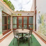 Peaceful And Lovely Retreat With A Pool #1982