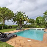 Peaceful And Lovely Retreat With A Pool #1982 *