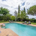 Peaceful And Lovely Retreat With A Pool #1982 Apartman Barão de São Miguel