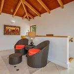 Peaceful And Lovely Retreat With A Pool #1982 *