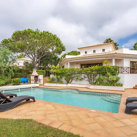 Peaceful And Lovely Retreat With A Pool #1982 Apartman Barão de São Miguel